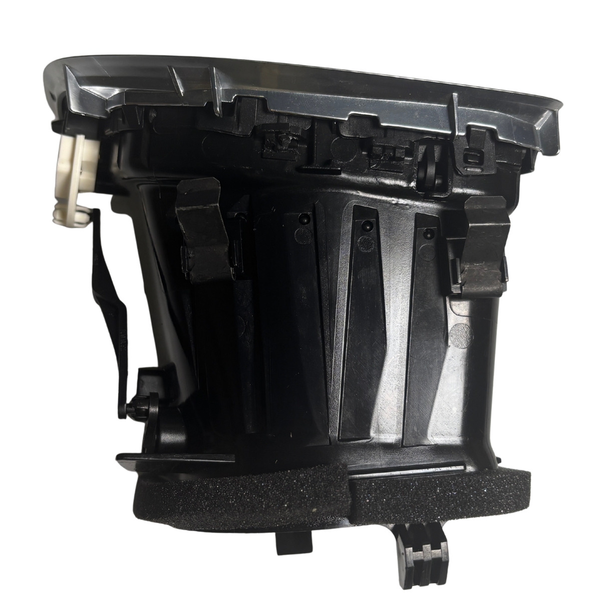 Left AC Vent Assembly for VOLVO V40 D2/D3 (2012-2016) in Black color