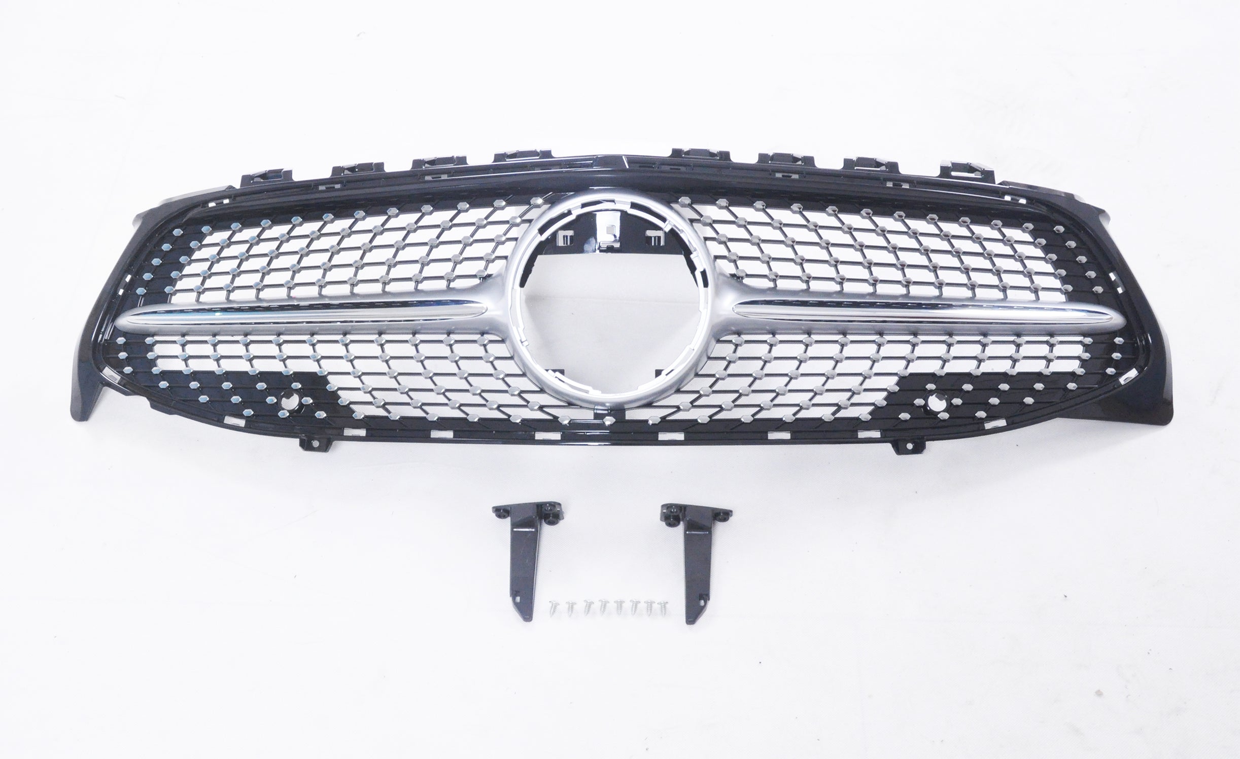 Front Radiator Grille for MERCEDES-BENZ CLA-CLASS C118 (2020-2026) Diamond Style in Silver