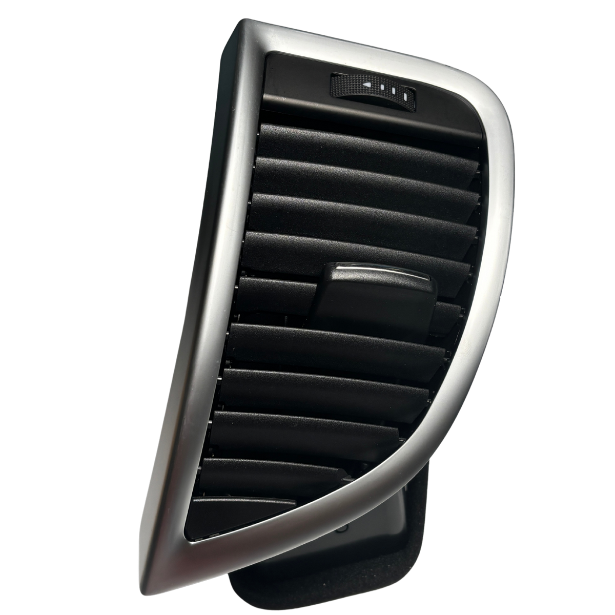 Left AC Vent Assembly for AUDI Q7 4LB (2006-2015) in Black color Chrome