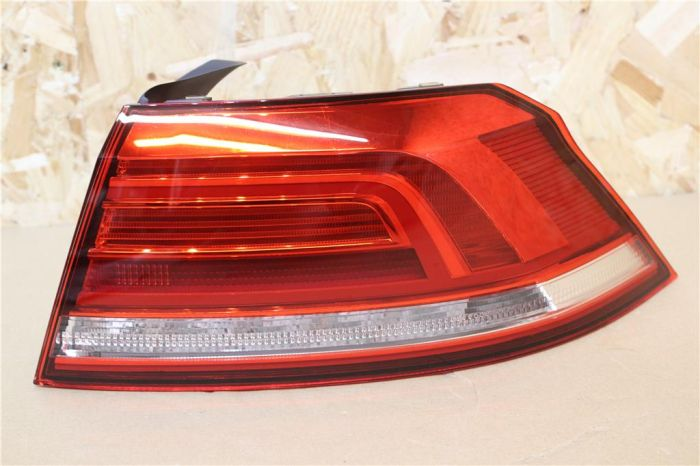 Outer Left Tail Light Assembly for VW PASSAT 3G2 (2017-2019)