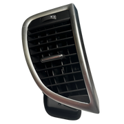 Right AC Vent Assembly for AUDI Q7 4LB (2006-2015) in Black color Chrome